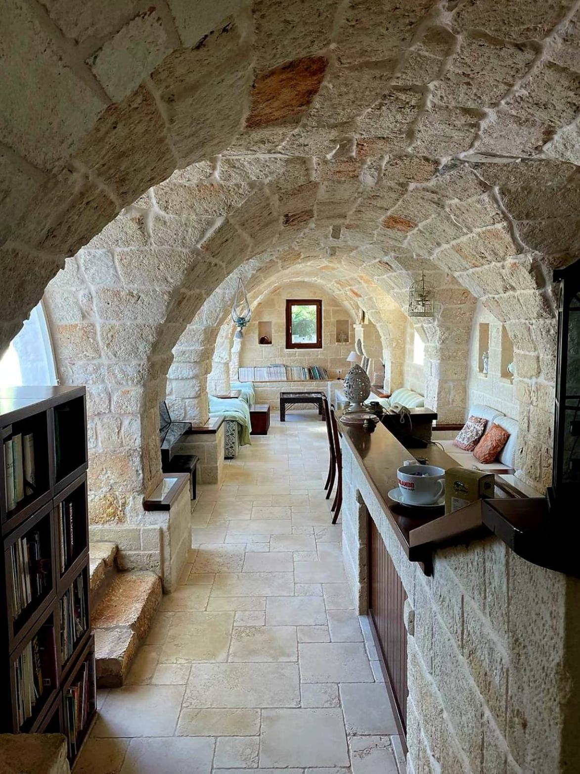 Bed and Breakfast Masseria Boezio Ostuni à Torre Santa Sabina Extérieur photo